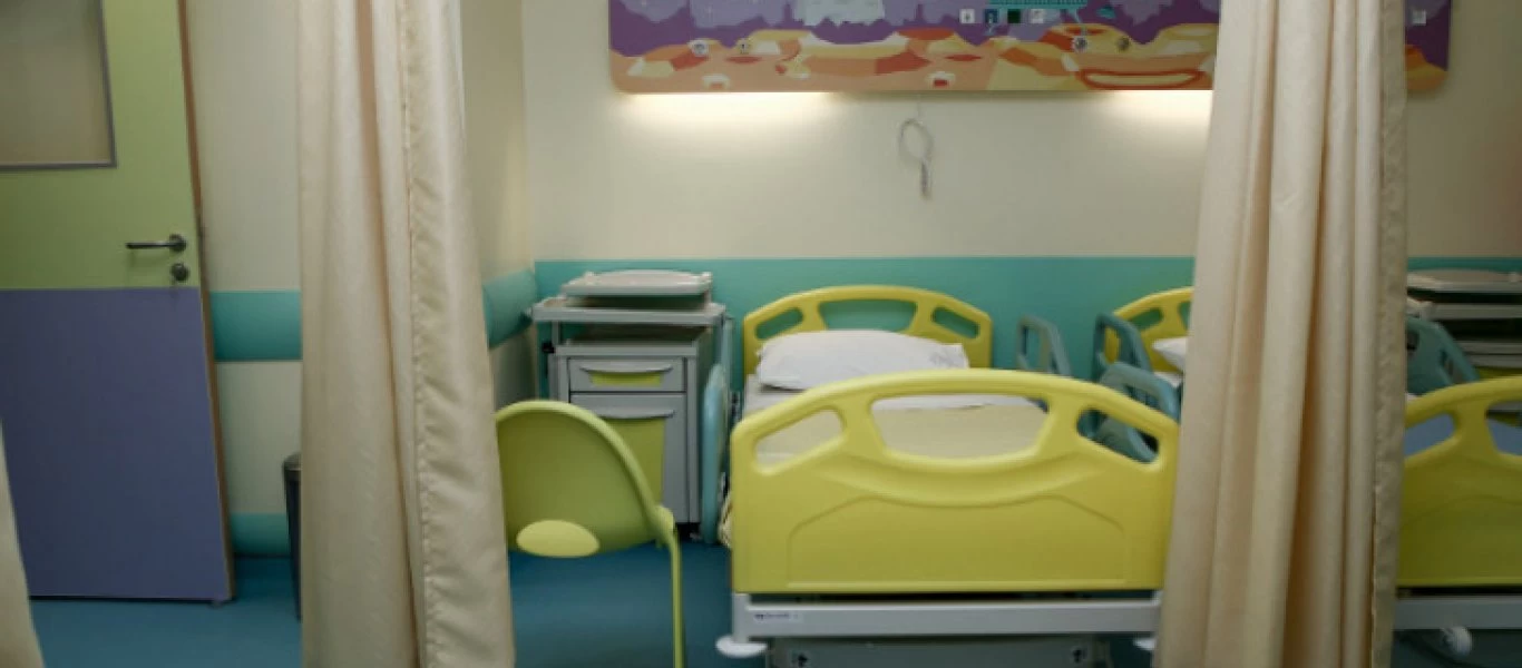 Σέρρες: Τι δηλώνει η μητέρα του παιδιού - «Το παιδί είναι πετσοκομμένο από τα σκυλιά» (βίντεο)